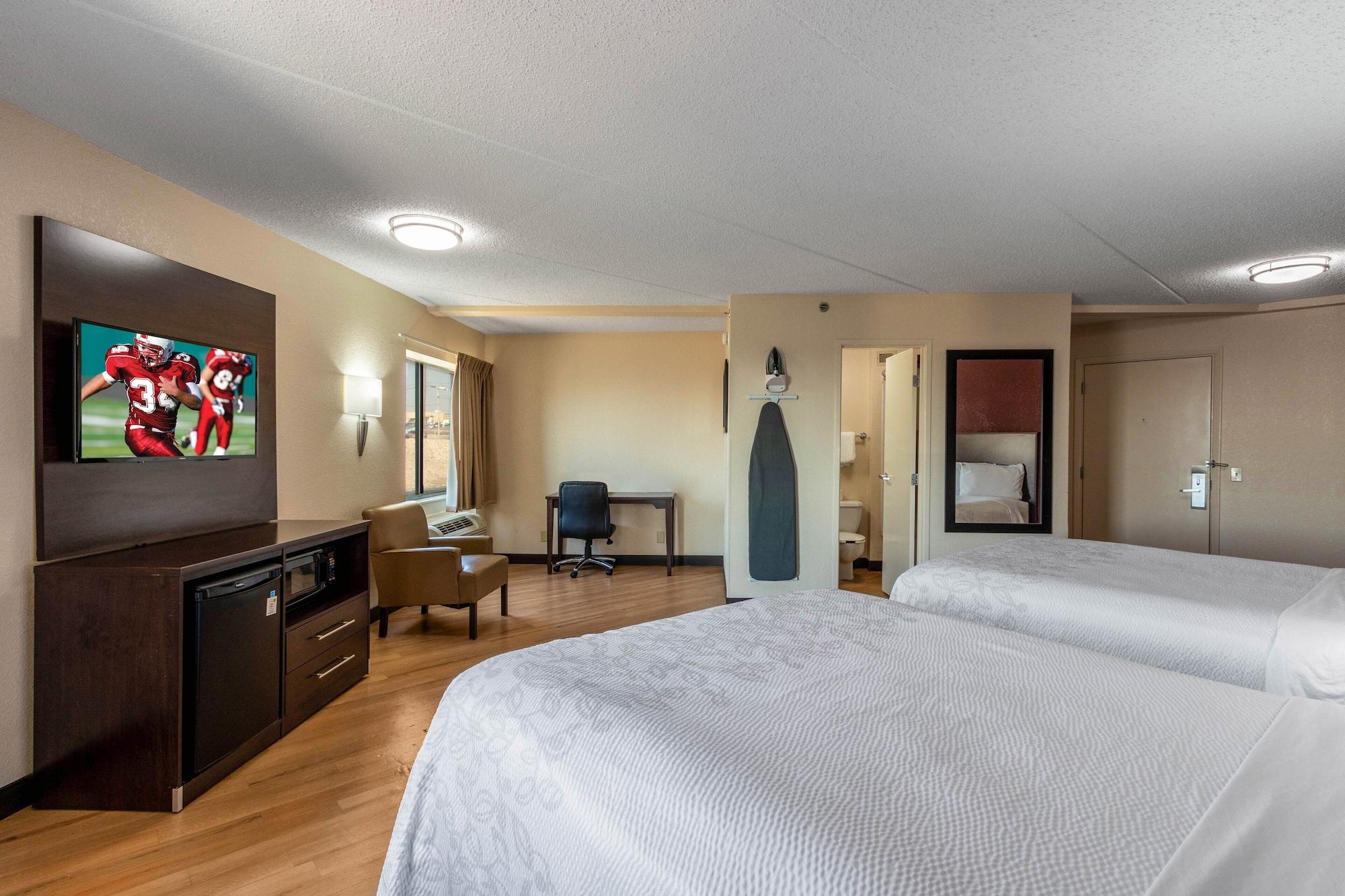 Red Roof Inn Plus+ El Paso East Exterior photo